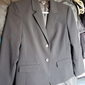 Nine West blazer, size 2, black. Never worn